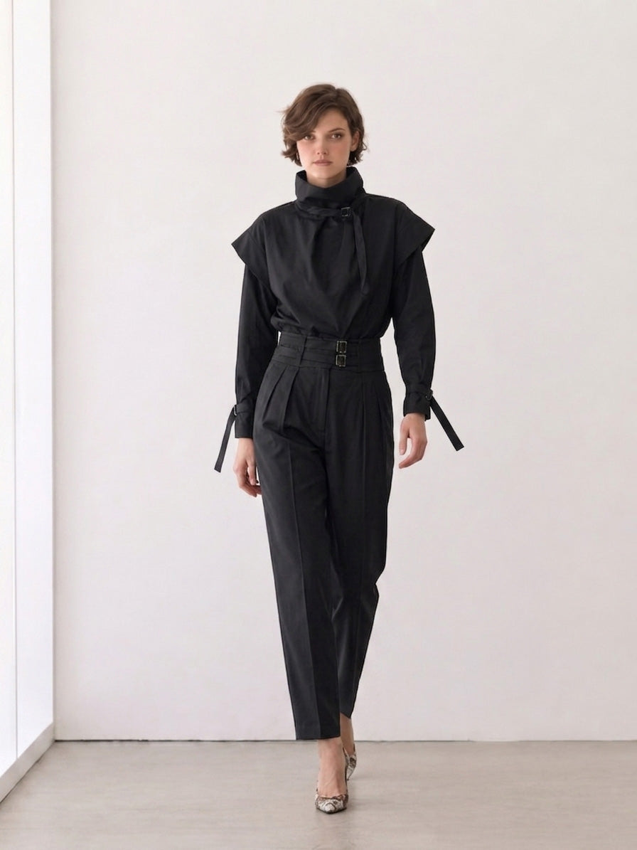Alma suit